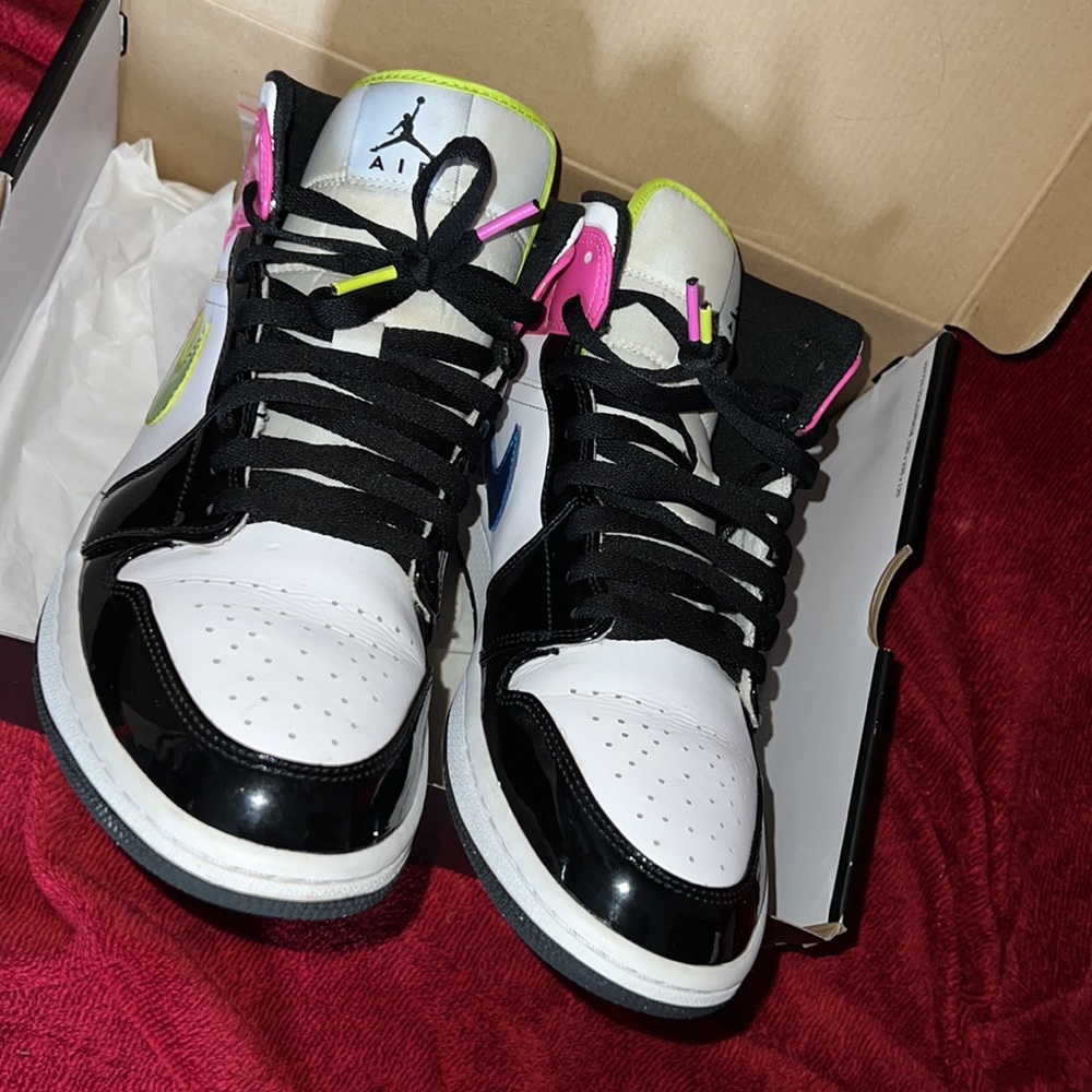 Jordan 1 - Picture 5 of 5